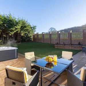 https://the-paddock-guisborough.yorkshirehotels.net
