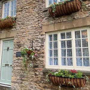 https://borough-beck-cottage.yorkshirehotels.net
